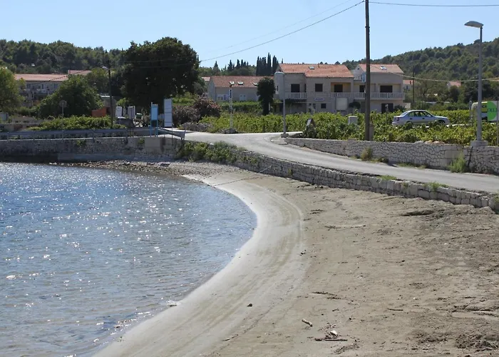 By The Sea Lumbarda, Korcula - 576 *